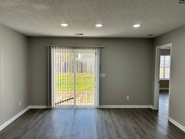 Building Photo - 218 Cogburn Rd