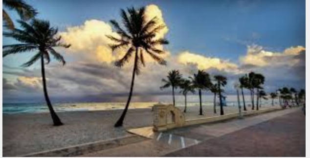 CLOSE TO BEACH - 2210 Thomas St