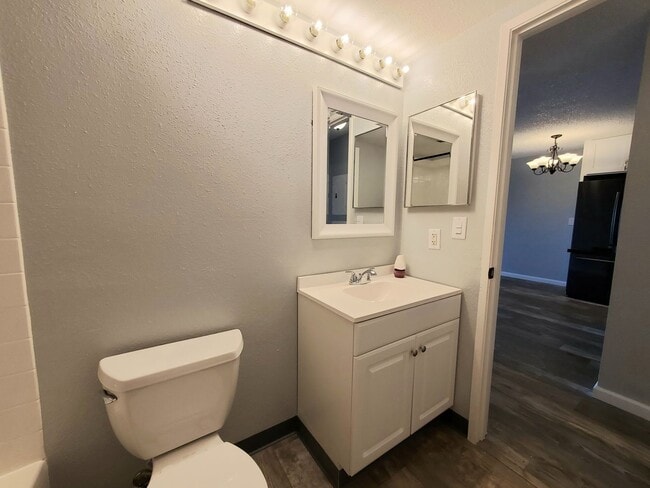 Building Photo - Desirable Ground Floor Waikele Unit!