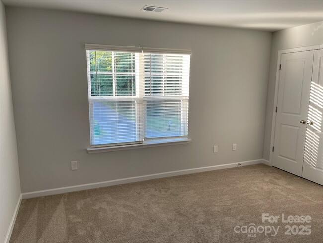 Building Photo - 4513 Cecilia Ln