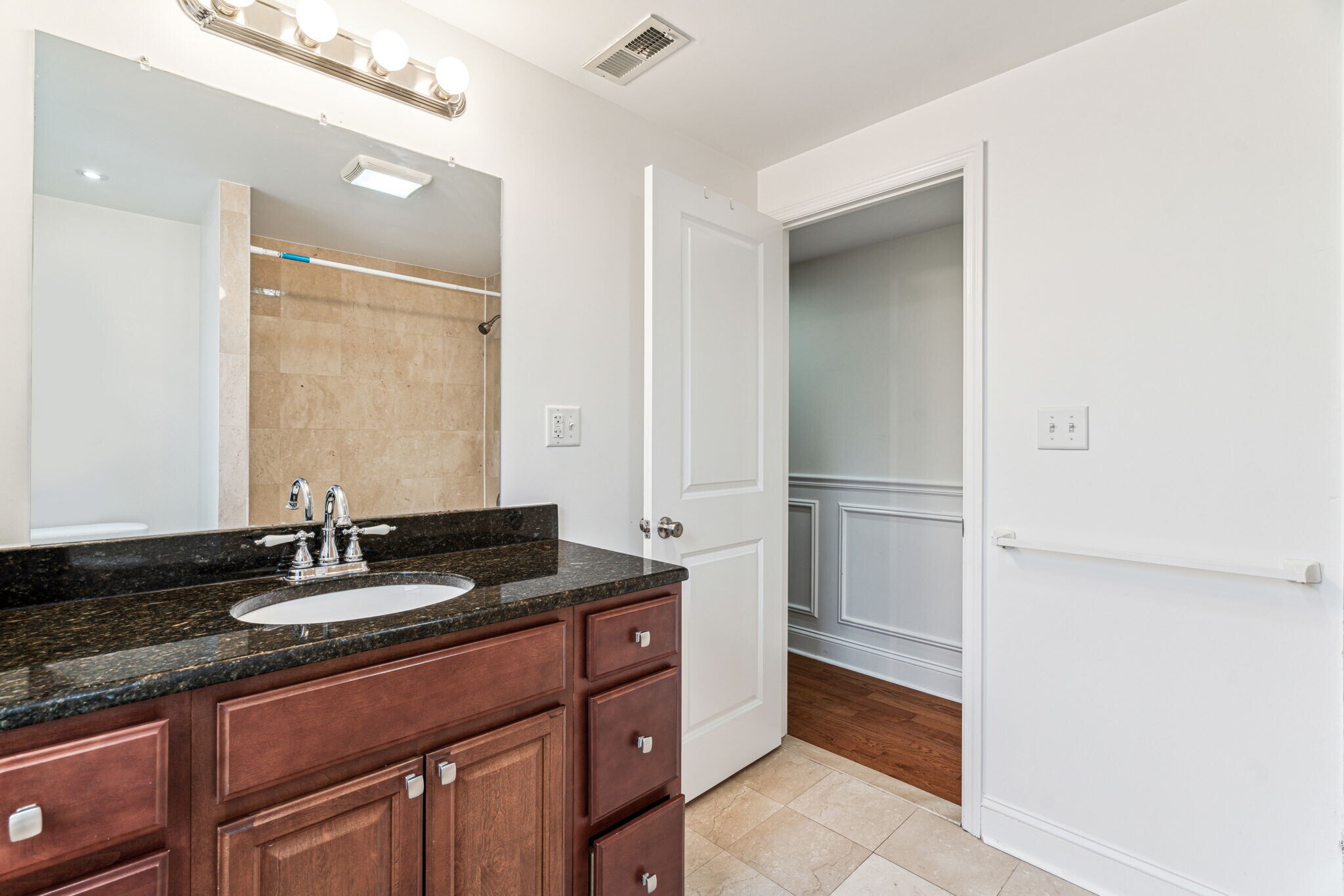 Building Photo - 1523 Ellsworth St