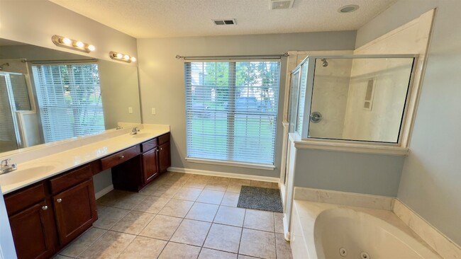 Building Photo - 4597 Oakden Ln.