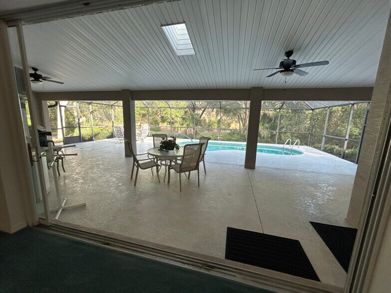 Building Photo - 10259 N Lupi Point