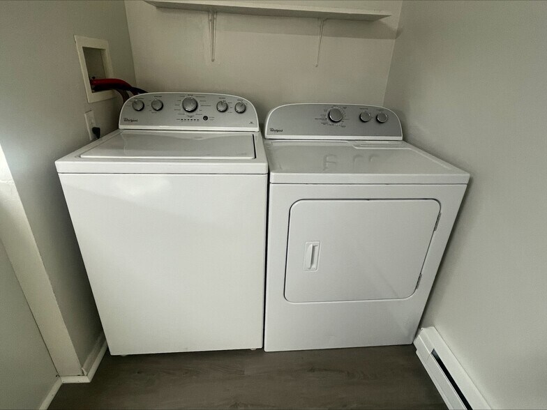 Building Photo - 331 W Kibby St