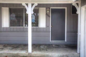 Building Photo - Lovely 3-Bedroom, 2-Bath Home - Parkmont A...