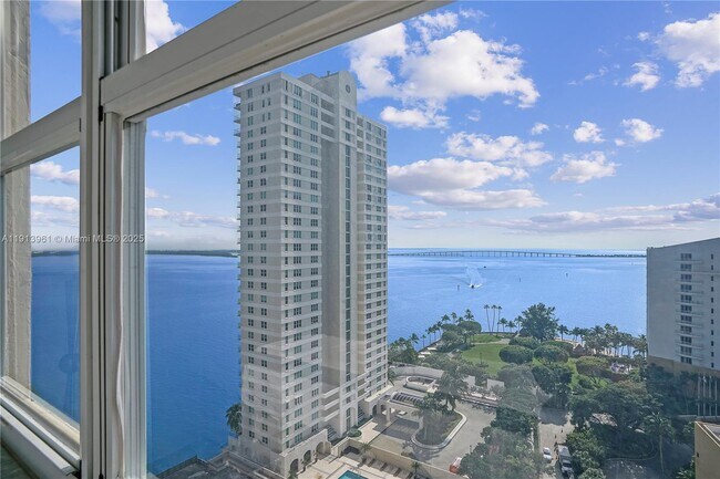 Building Photo - 770 Claughton Island Dr