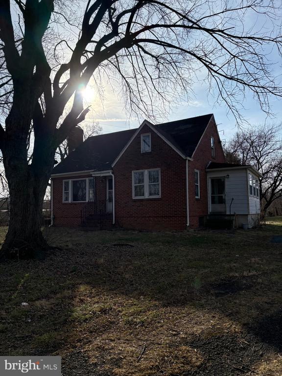 Building Photo - 1983 Northwestern Turnpike