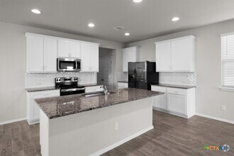 Building Photo - 240 Blue Agate Ct