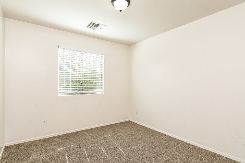Building Photo - 1674 W Corriente Dr