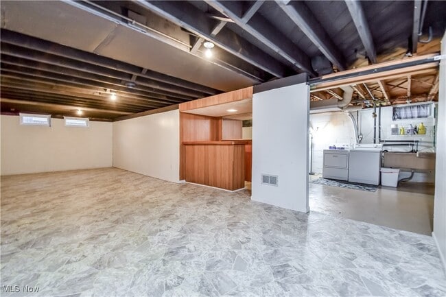 Building Photo - 5134 Harmony Ln