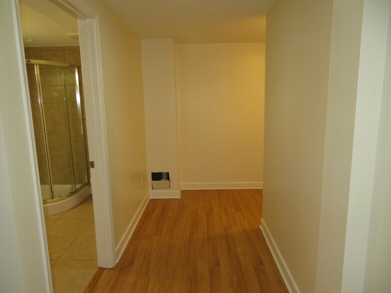 Building Photo - 1381 Hazel Nut Ct