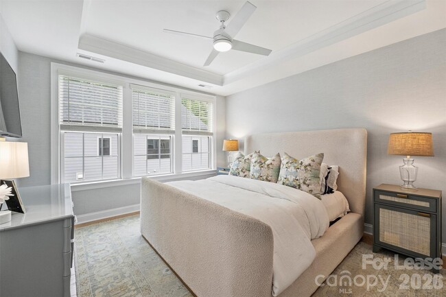 Building Photo - 5038 Harrowsmith Ln