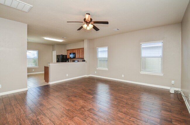 Building Photo - 10806 Woodwind Shadows Dr
