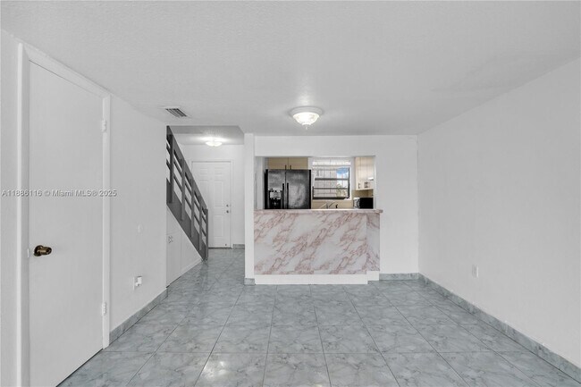 Building Photo - 2261 W 53rd St