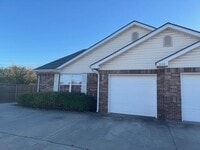 Building Photo - 1116 Brandywine Ln