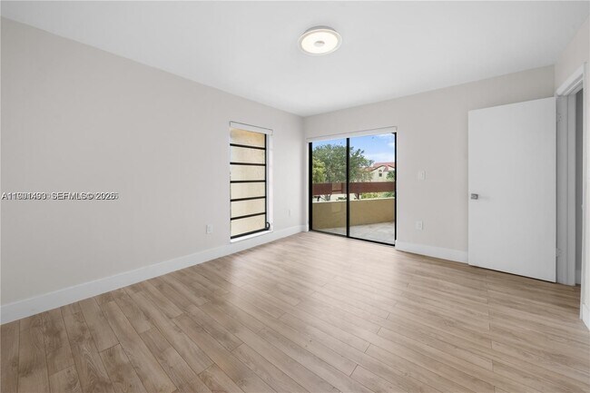 Building Photo - 8830 SW 123rd Ct