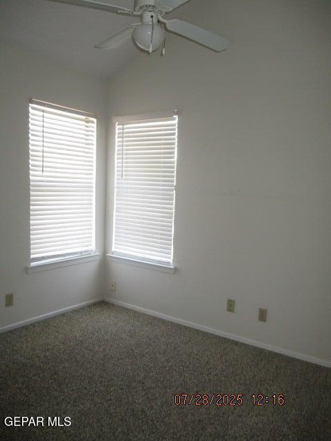 Building Photo - 721 Springfire Dr