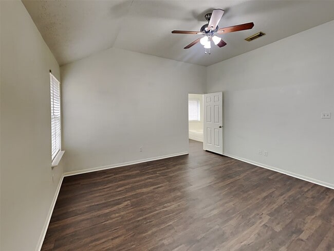 Building Photo - 16306 Jast Dr