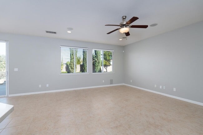 Building Photo - Harlan Ranch Home with Yard for Lease