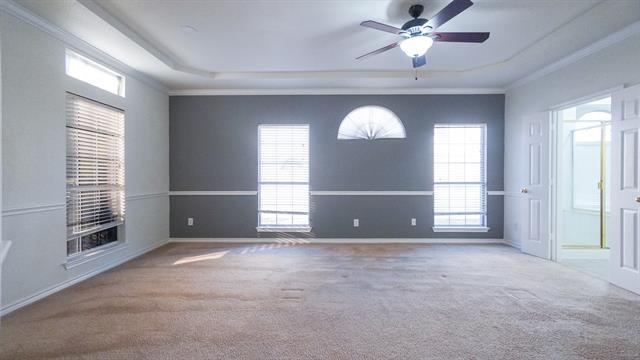 Building Photo - 912 Chestnut Ct