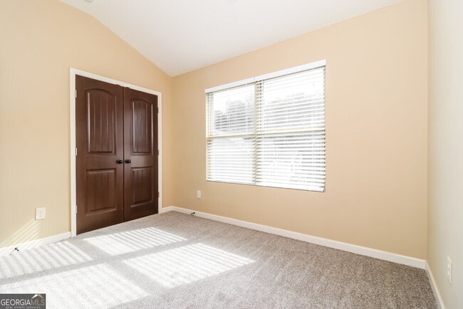 Building Photo - 2107 Juniper Ives Ct SE