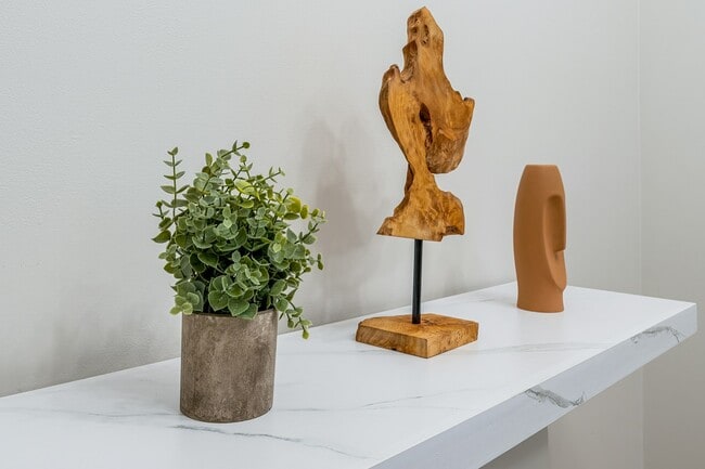 Building Photo - 246 Toweridge Dr SW