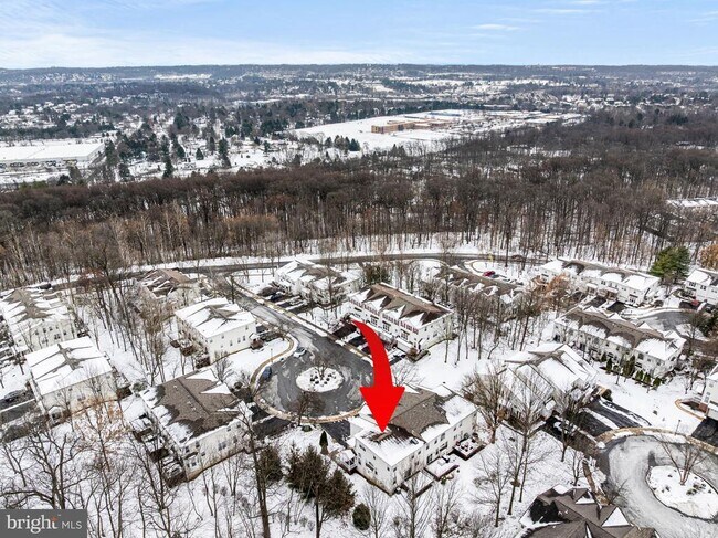 Building Photo - 120 Elizabeth Ct