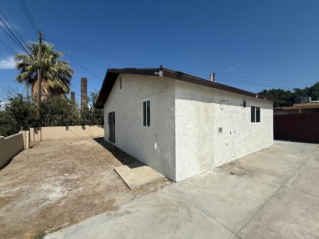 Building Photo - 81406 S Palo Verde Dr