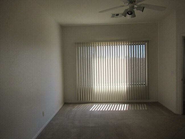 Building Photo - Nice 4 Bedroom Home in San Tan Valley!