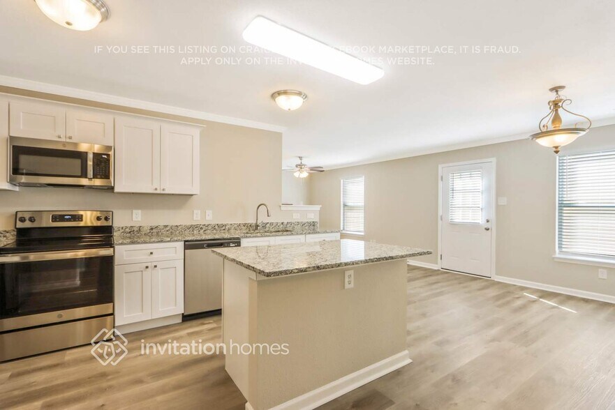 Building Photo - 731 Skywatch Ln