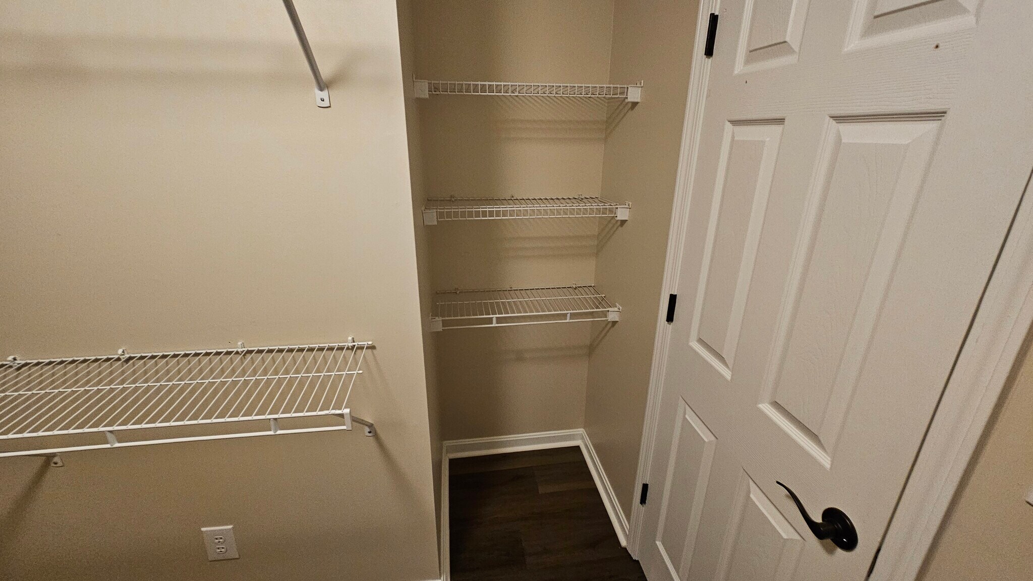 Primary Bath Walk-in Closet - 5411 Skeffington Way