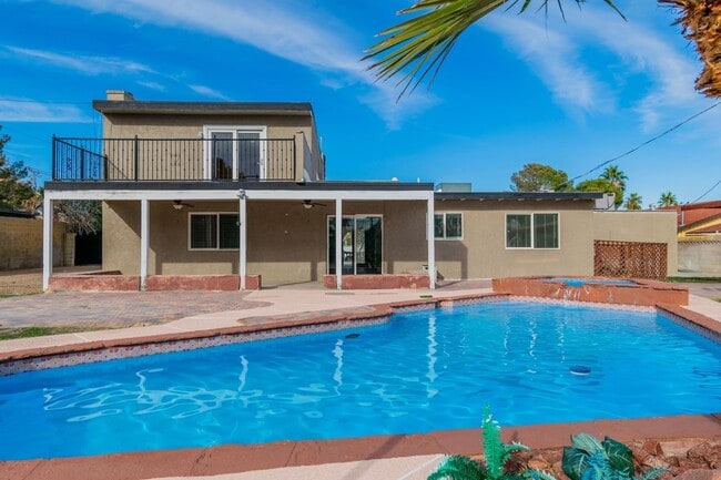 Building Photo - 6845 Coley Ave