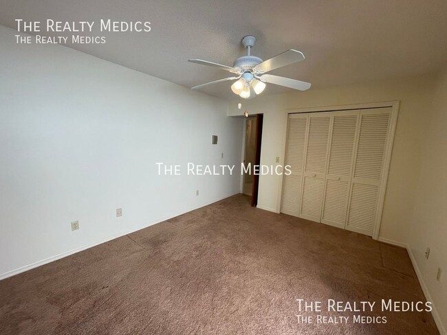 Building Photo - 1168 E Winged Foot Cir