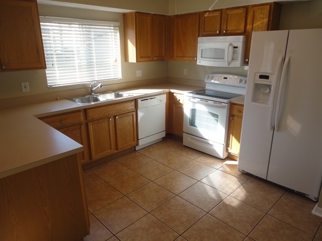 Building Photo - 25702 Aldus Dr