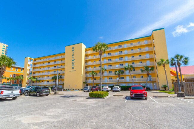Building Photo - 615 W Beach Blvd