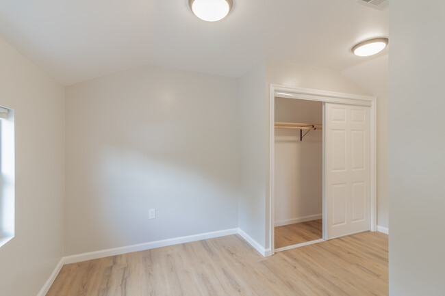 Building Photo - Newly Renovated House in Accokeek