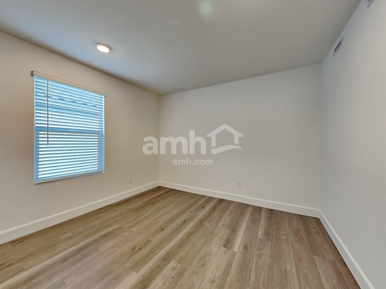 Building Photo - 6441 Aspen Mountain Ave