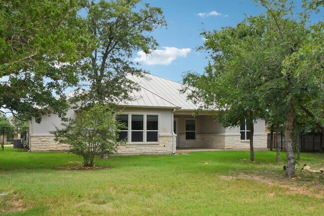 Building Photo - 124 Abamillo Dr
