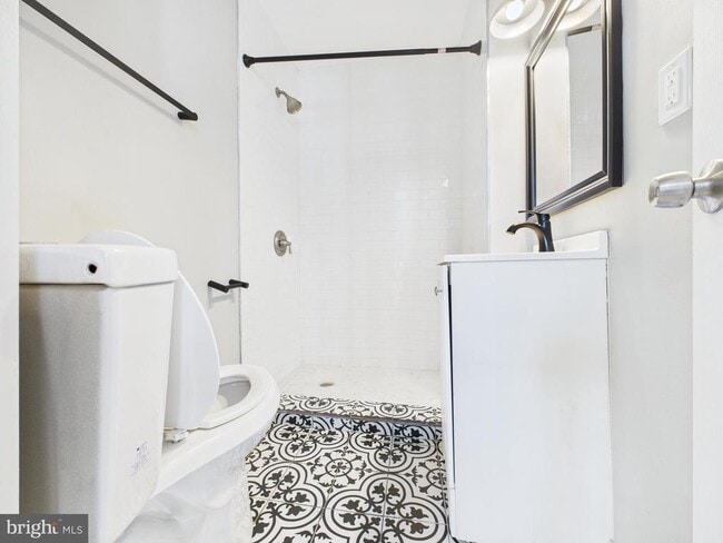 Building Photo - 300 W Chesapeake Ave