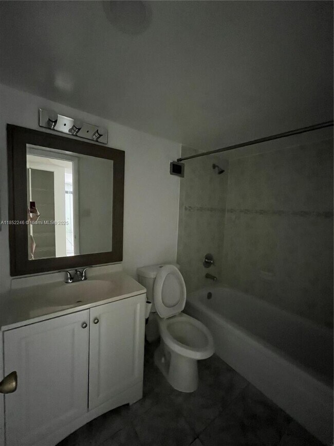 Building Photo - 3360 Spanish Moss Terrace