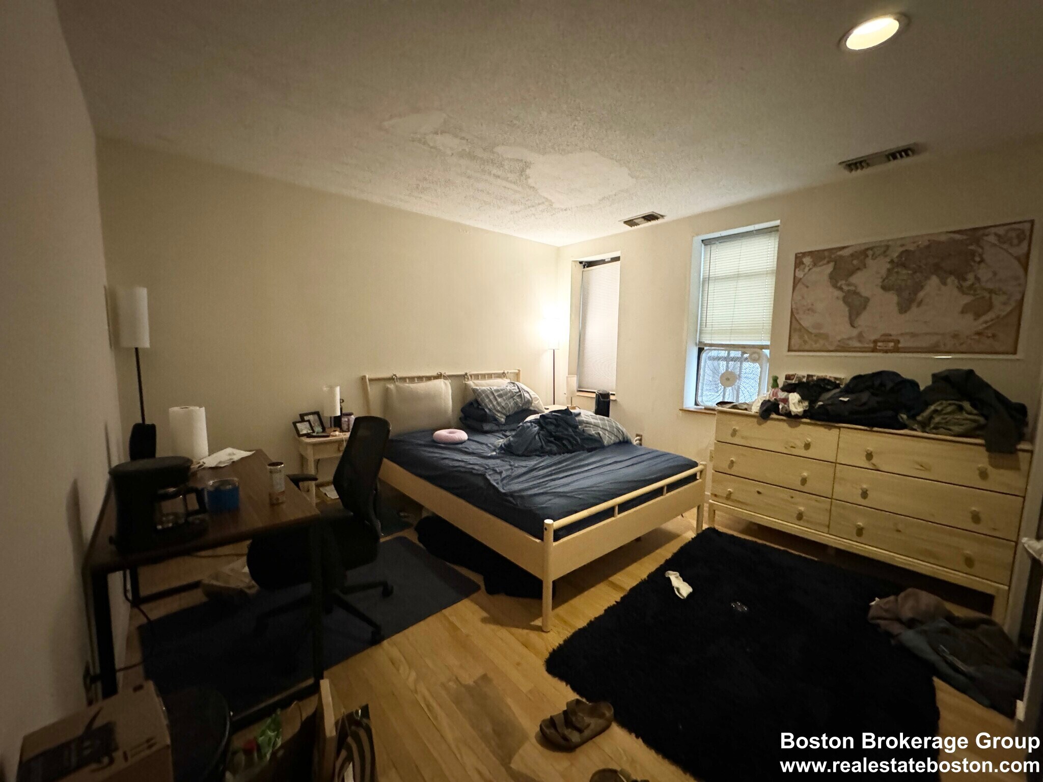 Building Photo - 73 Gainsborough St