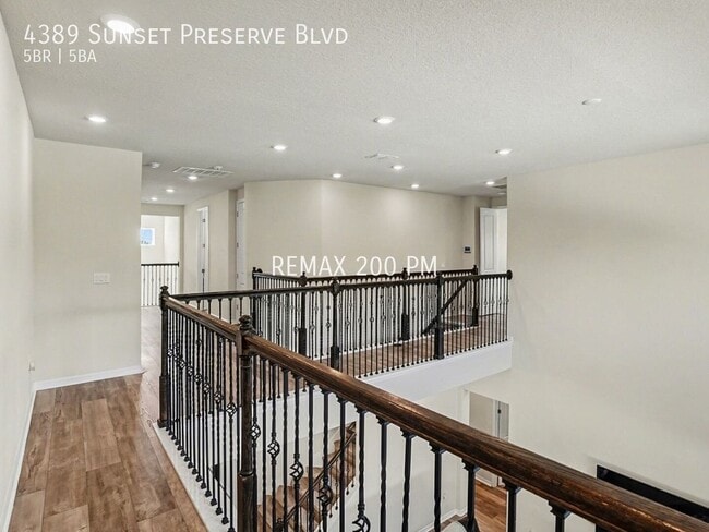 Building Photo - 4389 Sunset Preserve Blvd