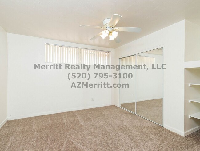 Building Photo - Sam Hughes 4 bedroom, 3 bath home with was...