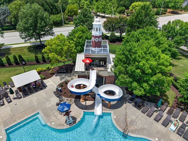 Building Photo - 4007 Jockey Club Circle