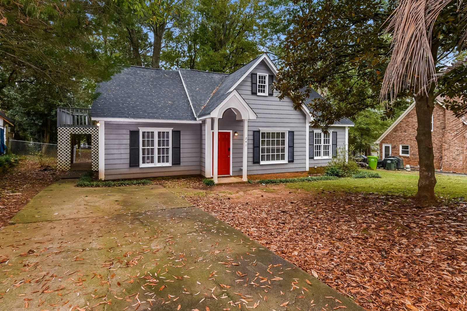 Building Photo - 241 Holmsbury Rd