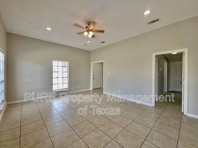 Building Photo - 1081 Private Rd 7023