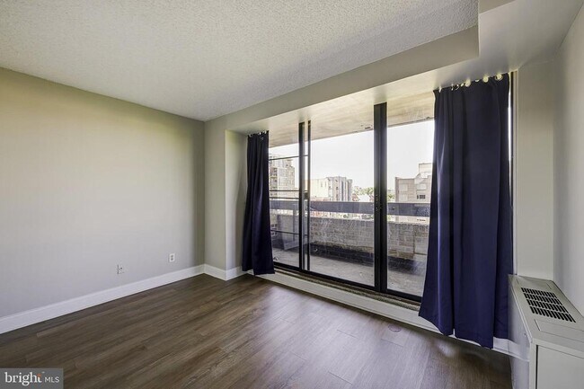 Building Photo - 1245 13th St NW