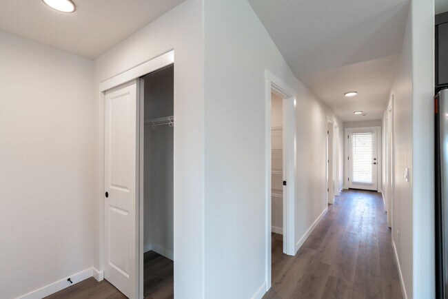 Building Photo - MOVE IN SPECIAL!  Brand New 2 Bedroom 2 Ba...