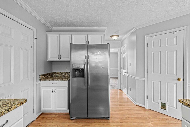 Building Photo - 209 Lansing Ct