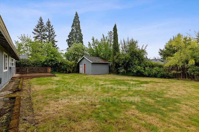 Building Photo - 5860 SW 191st Ave